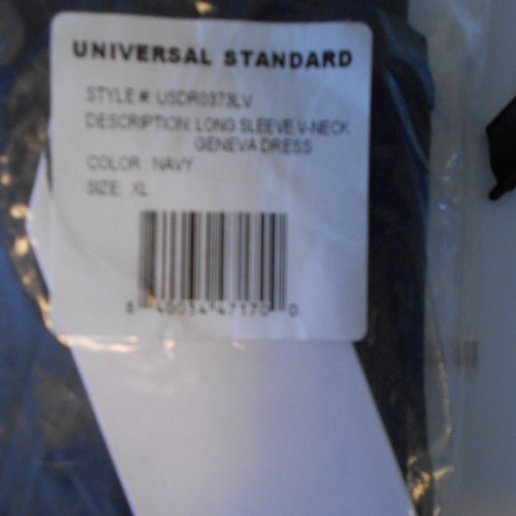 Universal Standard Long Sleeve Geneva Dress, Navy, XL (26-28) - Picture 4 of 4